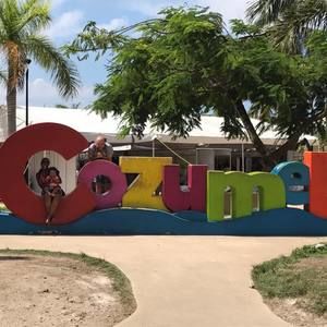 Meet your Posher, Magdali